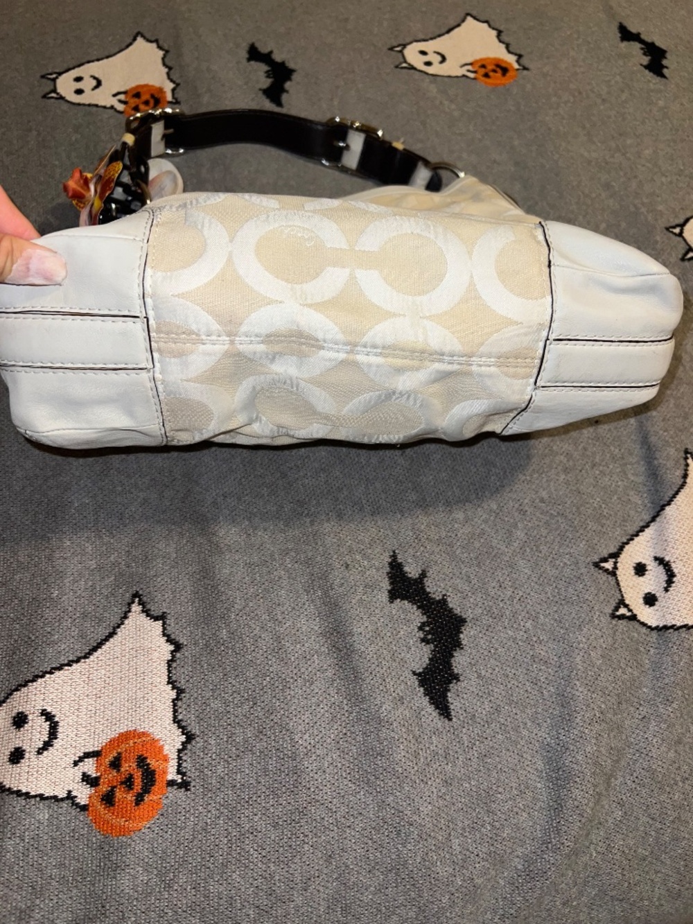 Coach purse - Picture 2 of 8